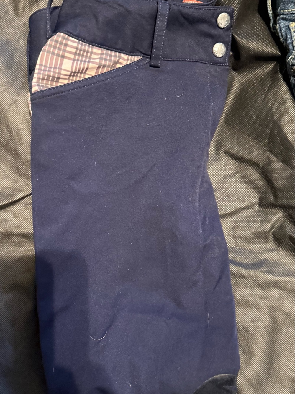 Women’s Navy Blue Slim Leggings with Plaid Pocket Accent